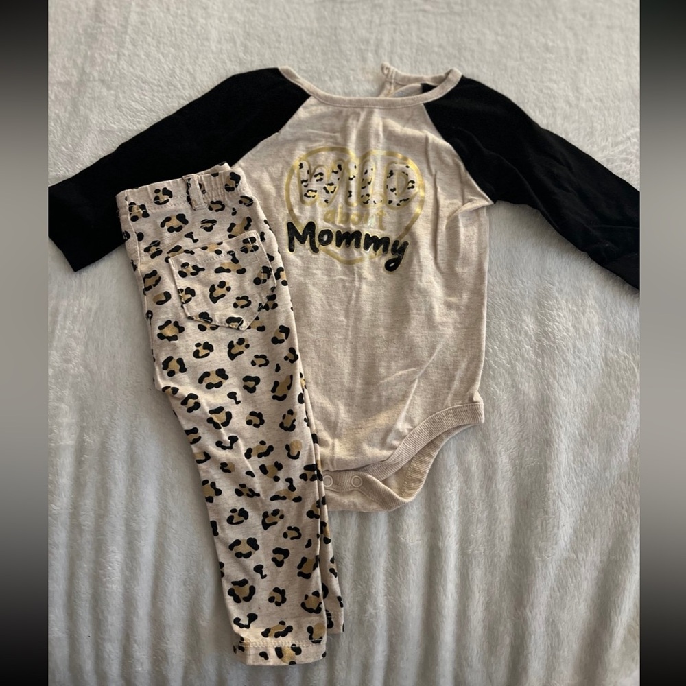 Like New “Wild About Mommy” Outfit Size 12